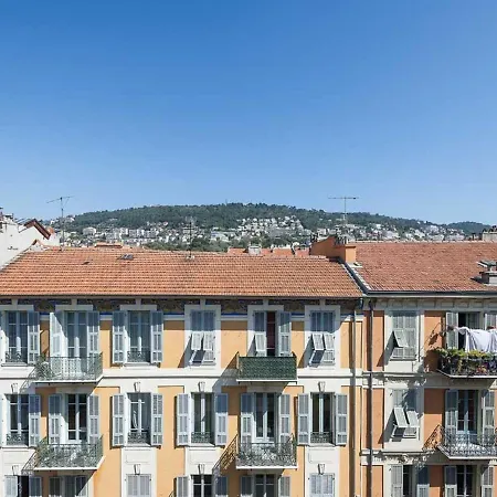 Elegant In With Balcony Apartamento