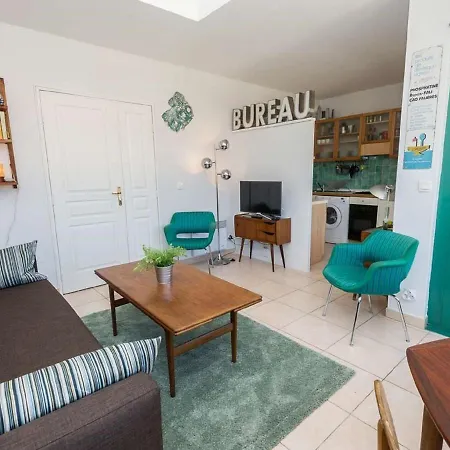 Elegant In With Balcony Apartamento