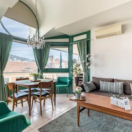 Elegant In With Balcony Appartement *